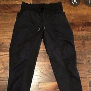 Dance Studio Mid-Rise Jogger